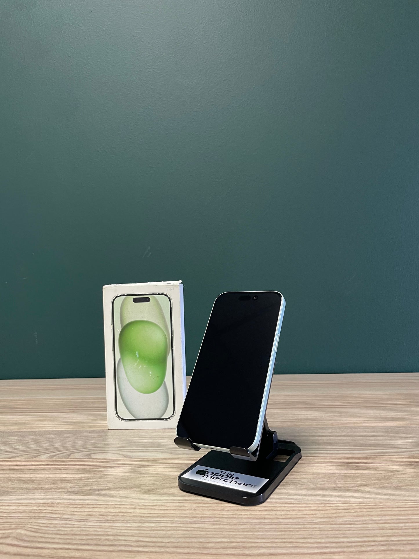 iPhone 15 128GB - Green (Pre-owned)