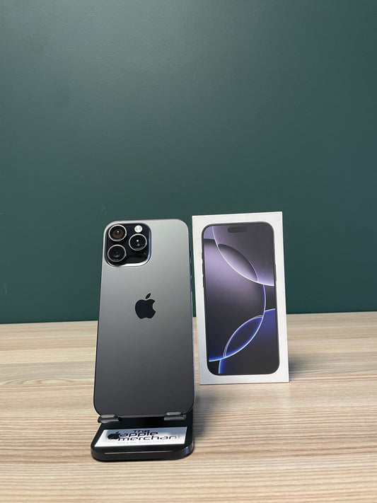 iPhone 16 Pro Max 256GB - Black Titanium (Pre-owned)