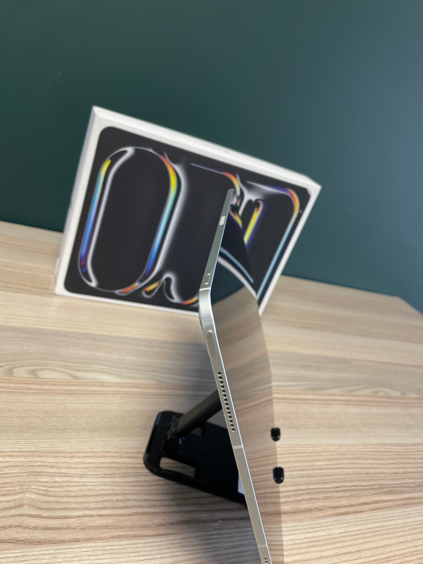 iPad Pro 13-inch M4 | Wi-Fi + Cellular | 256gb - Silver (Pre-owned)