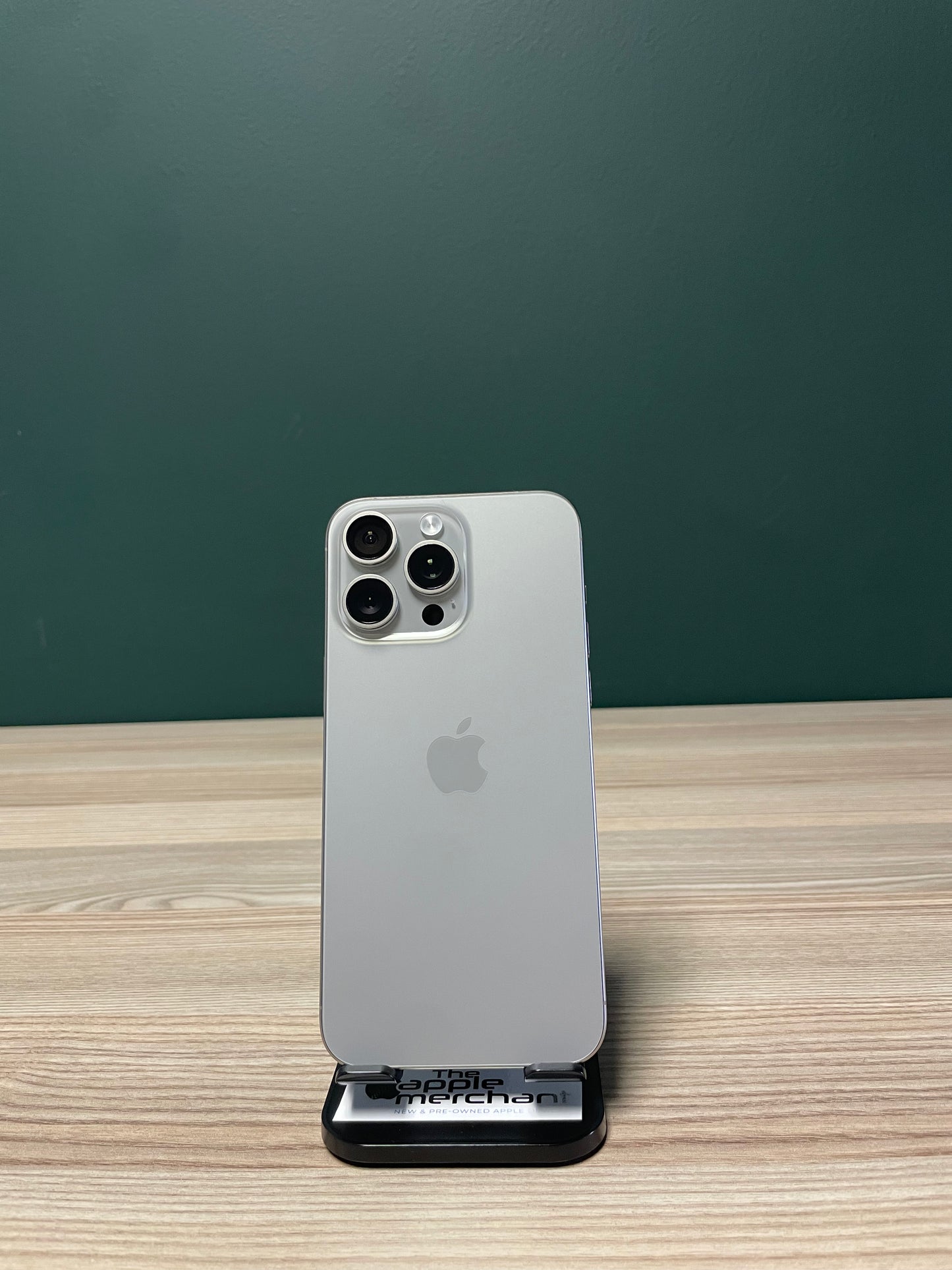 iPhone 15 Pro Max 256GB - Natural Titanium (Pre-owned)