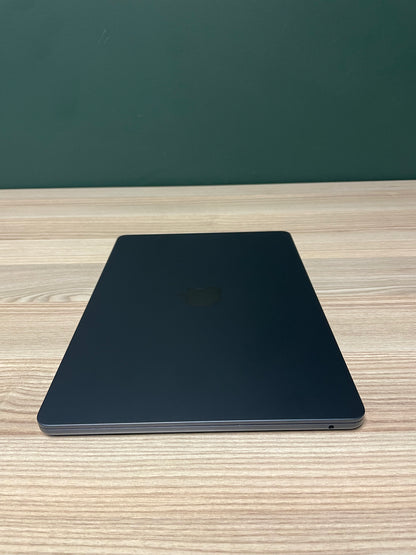 MacBook Air 13-inch | M2 Chip | 256GB - Midnight (Pre-owned)