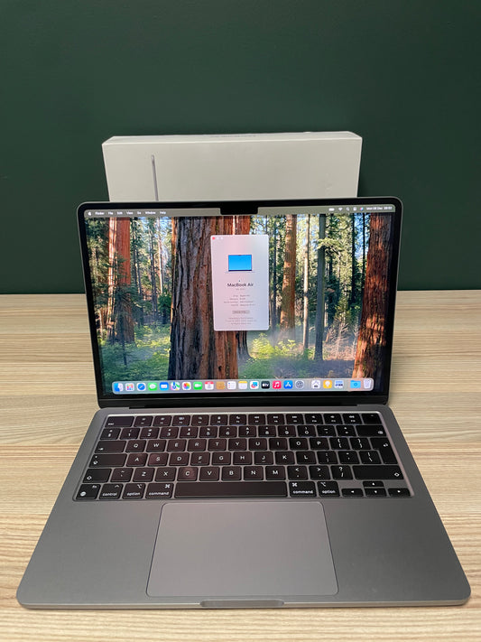 MacBook Air 13-inch | M2 Chip | 256GB - Space Grey (Pre-owned)