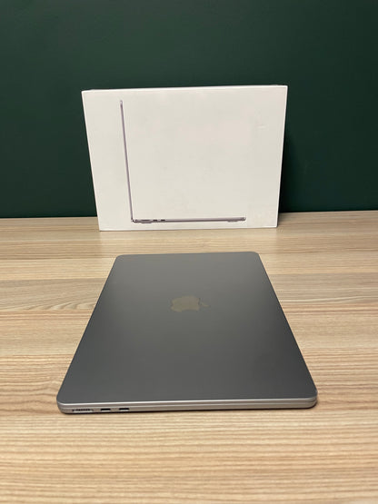 MacBook Air 13-inch | M2 Chip | 256GB - Space Grey (Pre-owned)