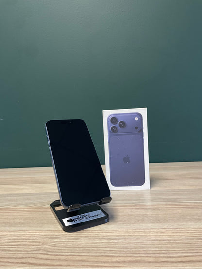 iPhone 17 Pro Max 256GB - Deep Blue (Pre-owned)