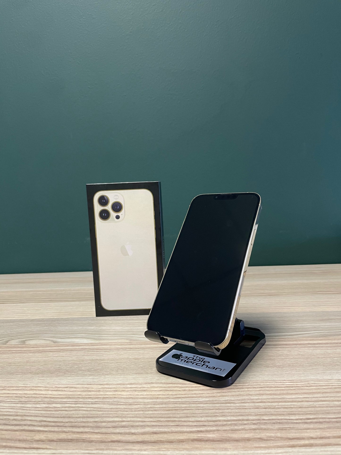 iPhone 13 Pro Max 128GB - Gold (Pre-owned)