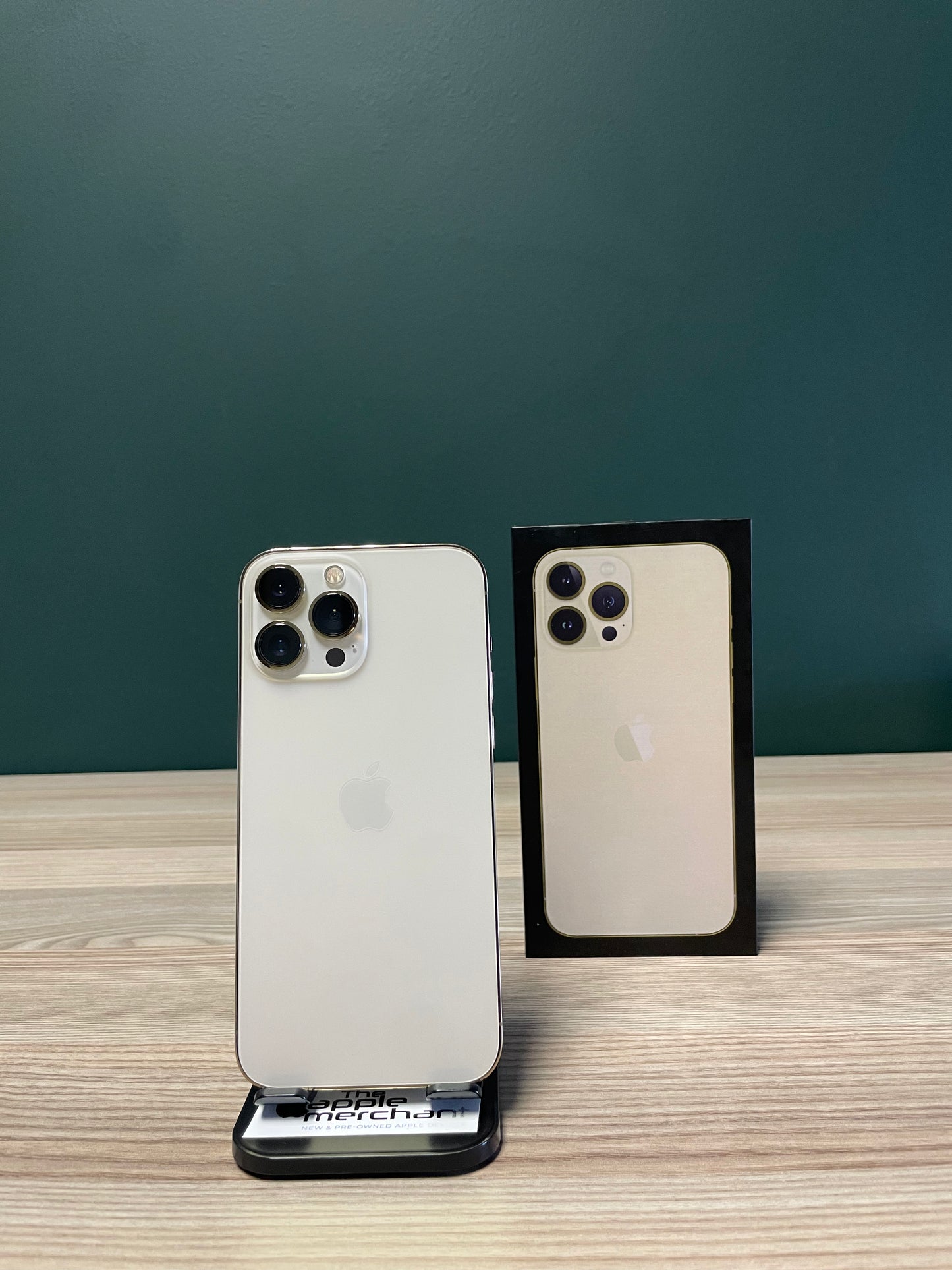 iPhone 13 Pro Max 128GB - Gold (Pre-owned)